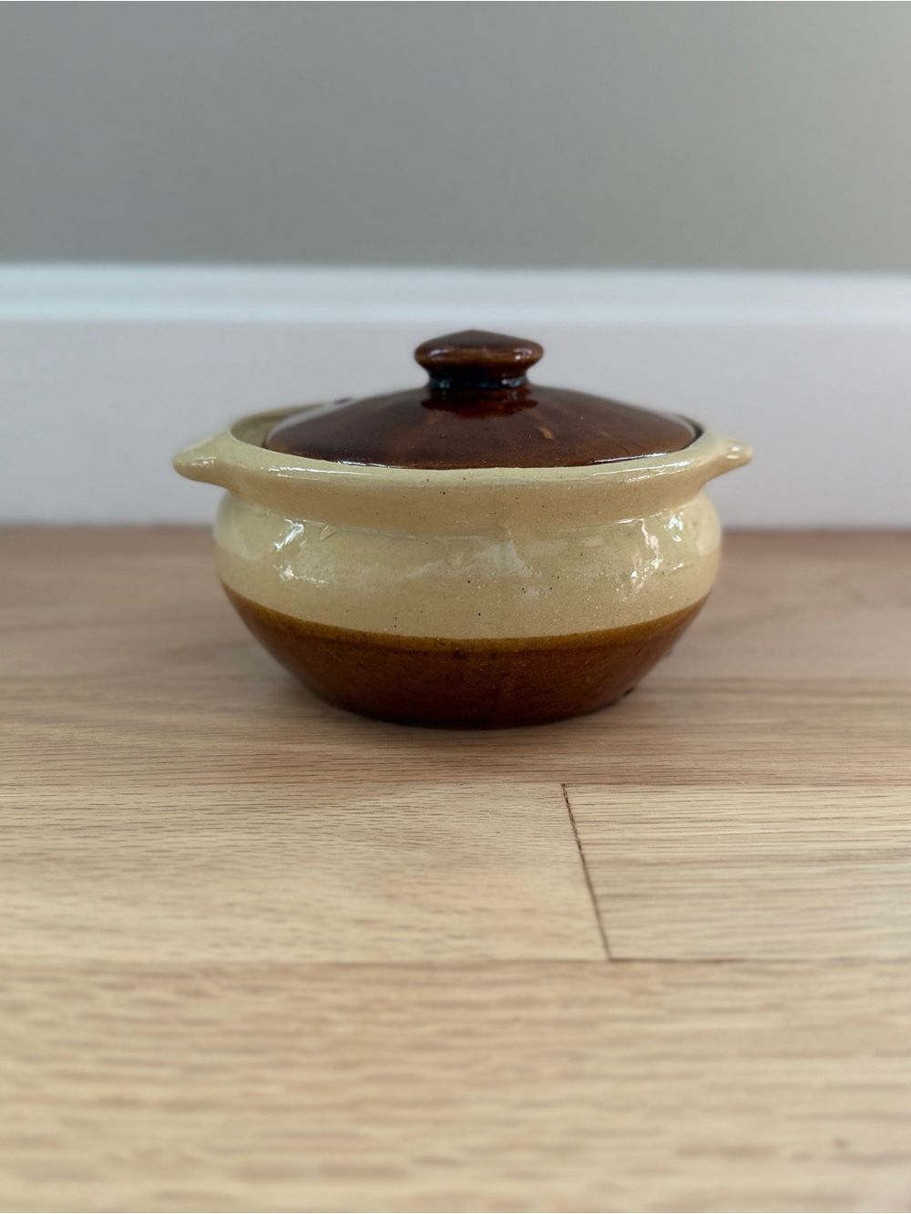 Vintage Two-Tone Brown Ceramic Crock with Lid | Mini Soup/ Bean Pot (8 oz)